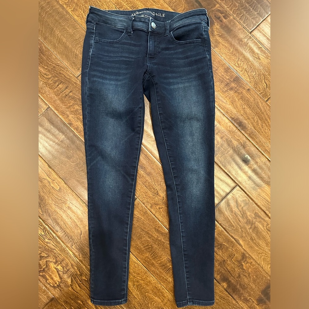 American Eagle Super Stretch Jeggings Low Rise,great condition